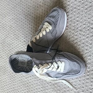 Dolce Vita Tennis Shoes